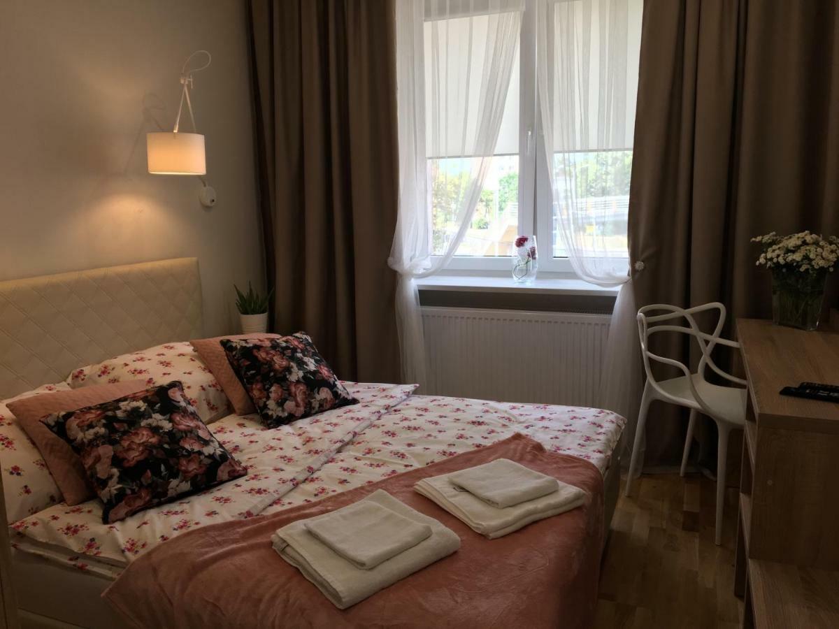 Family & Business Elegant Apartments Ul Astronautow Centrum Downtown - 3 Bedroom, Parking Келце Екстериор снимка